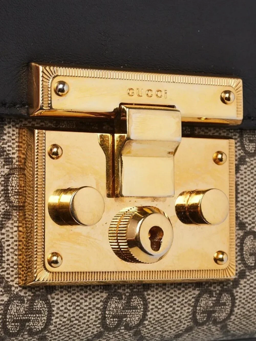 Gucci Beige/Black GG Supreme Coated Canvas Padlock Small Shoulder Bag - Picture 7 of 11